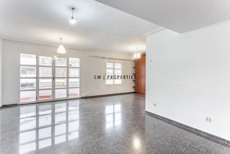 Piso en alquiler Valencia. Ref: 3012. CM PROPERTIES