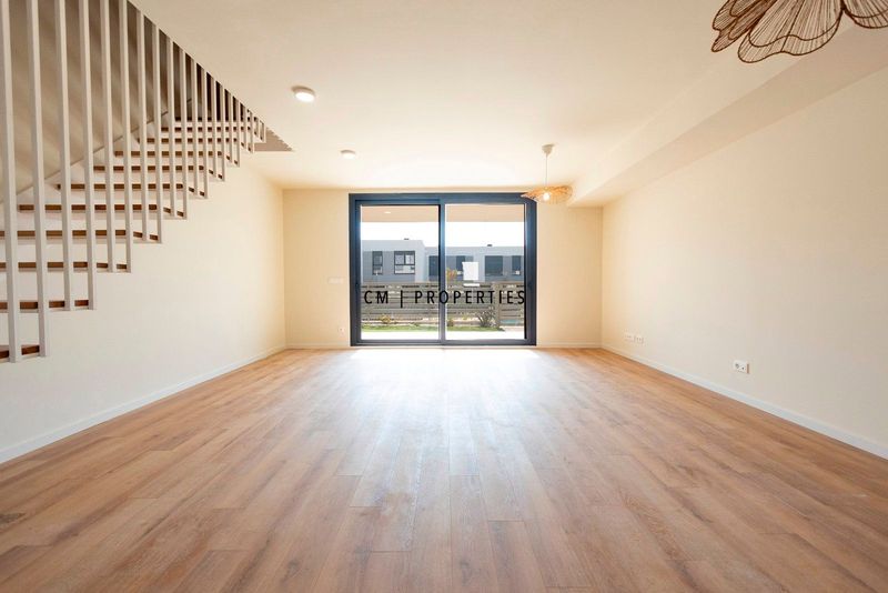 Adosado en alquiler San Antonio De Benagéber, Valencia. Ref: 3116. CM PROPERTIES