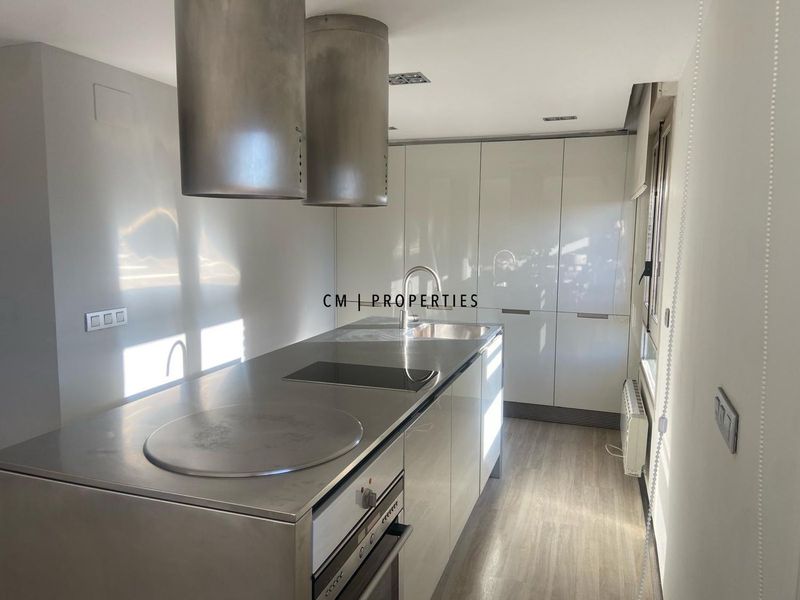 Ático en alquiler Valencia. Ref: 3129. CM PROPERTIES