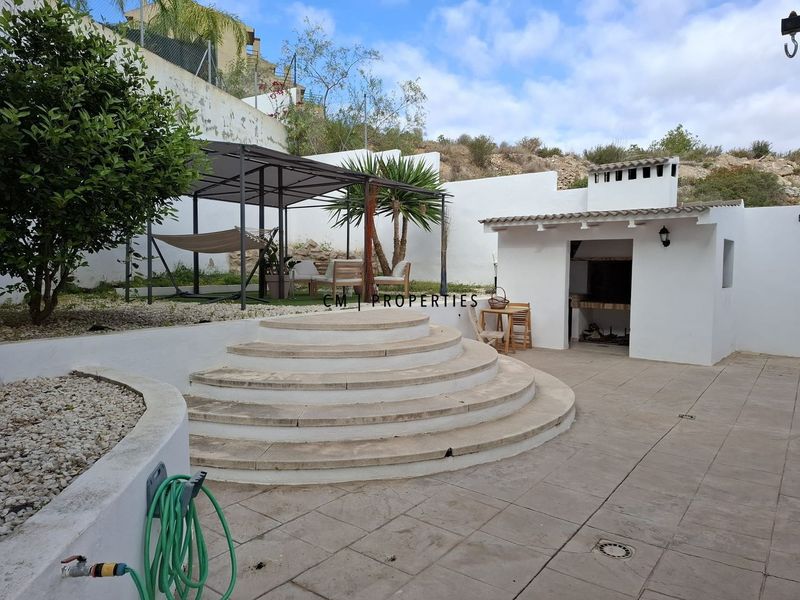 Casa en alquiler Chiva, Valencia. Ref: 3481. CM PROPERTIES