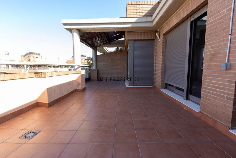 Ático en alquiler Valencia. Ref: 3517. CM PROPERTIES