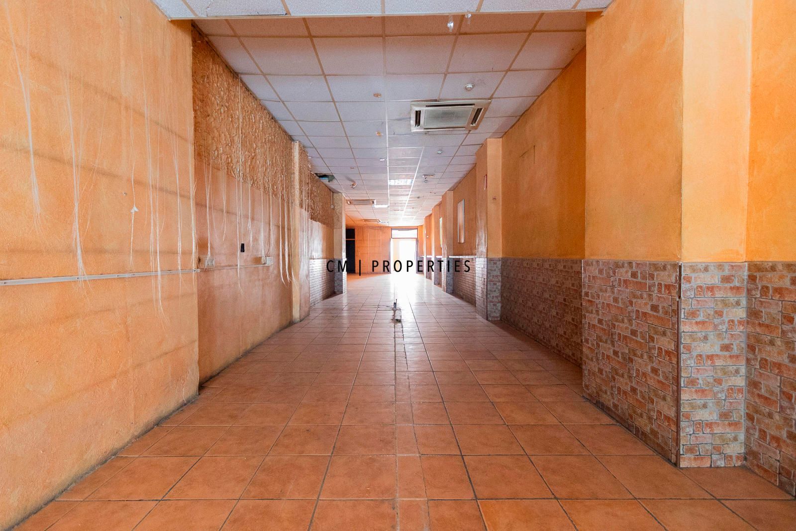 Bajo Comercial en Venta en La Petxina - Foto 2