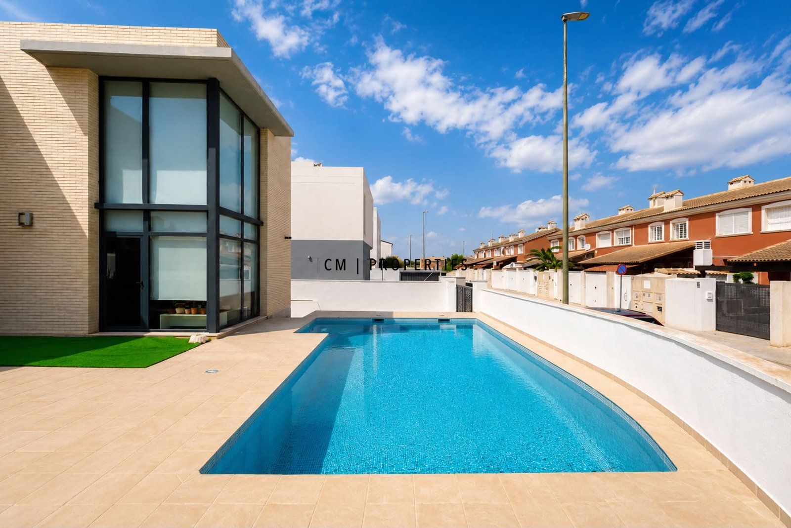 Chalet en venta, 4 habotaciones en La Pobla de Vallbona - Foto 2