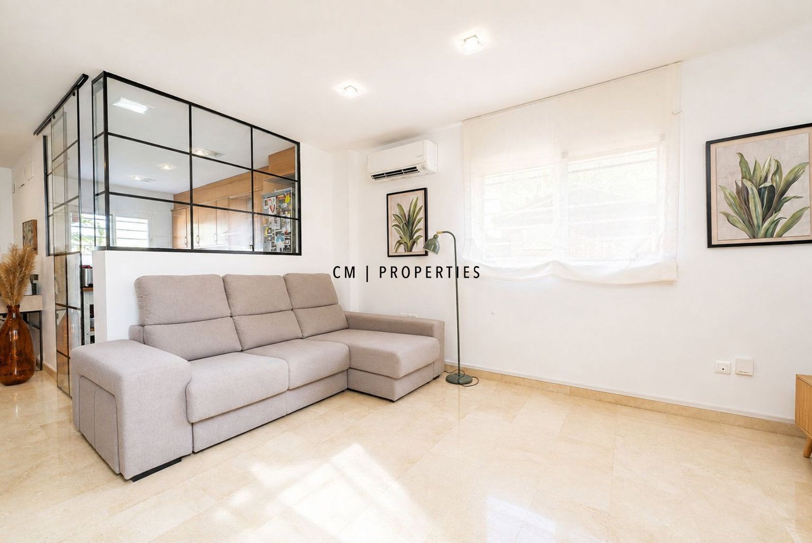 Casa independiente en venta con piscina y jardín en Moncada - Foto 19