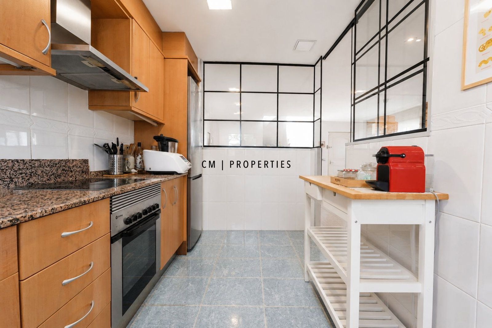 Casa independiente en venta con piscina y jardín en Moncada - Foto 29