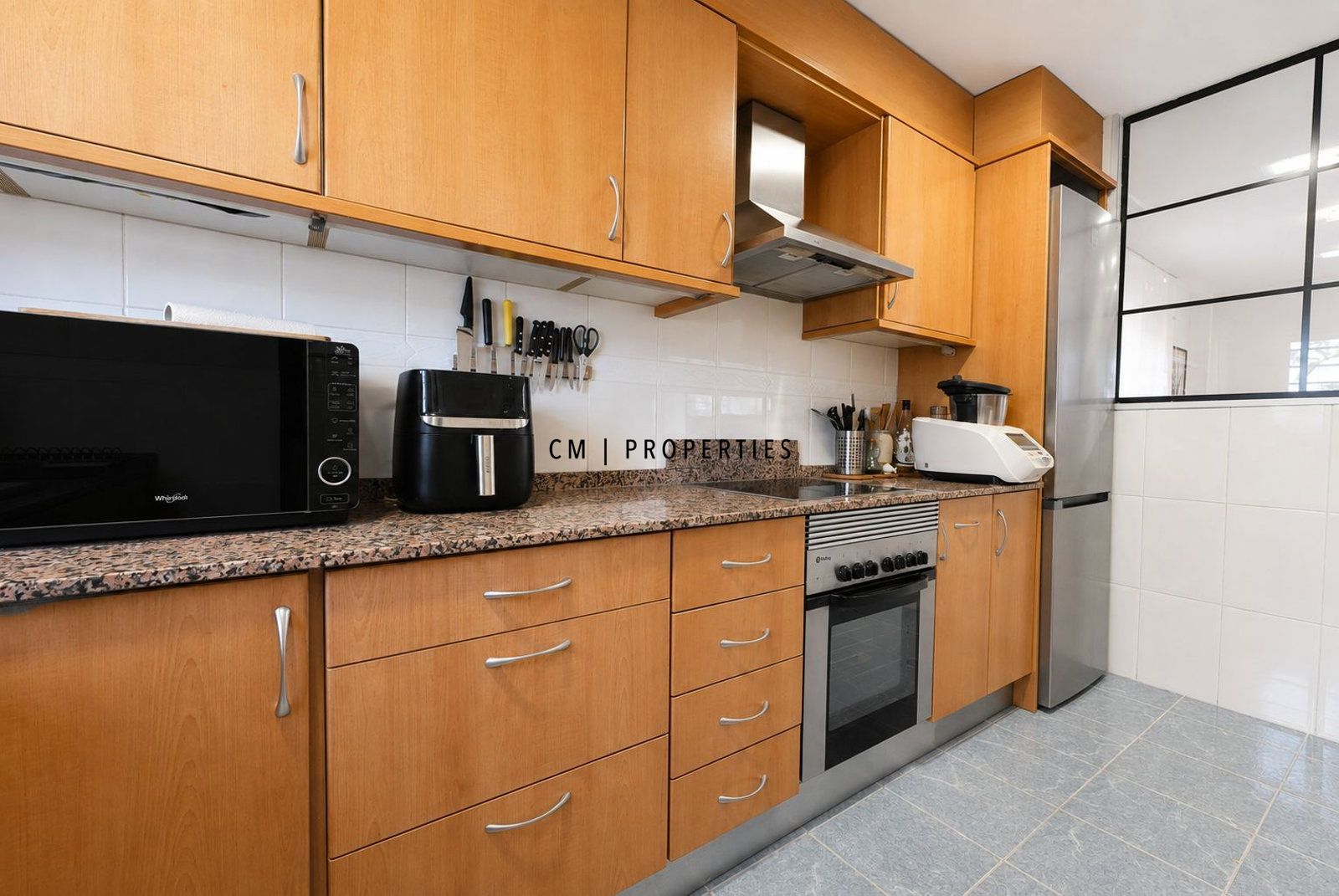 Casa independiente en venta con piscina y jardín en Moncada - Foto 30