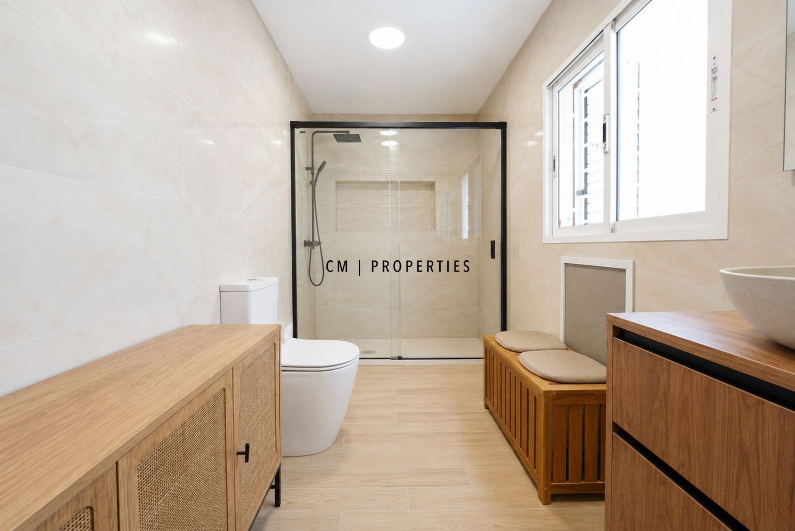 Casa independiente en venta con piscina y jardín en Moncada - Foto 36