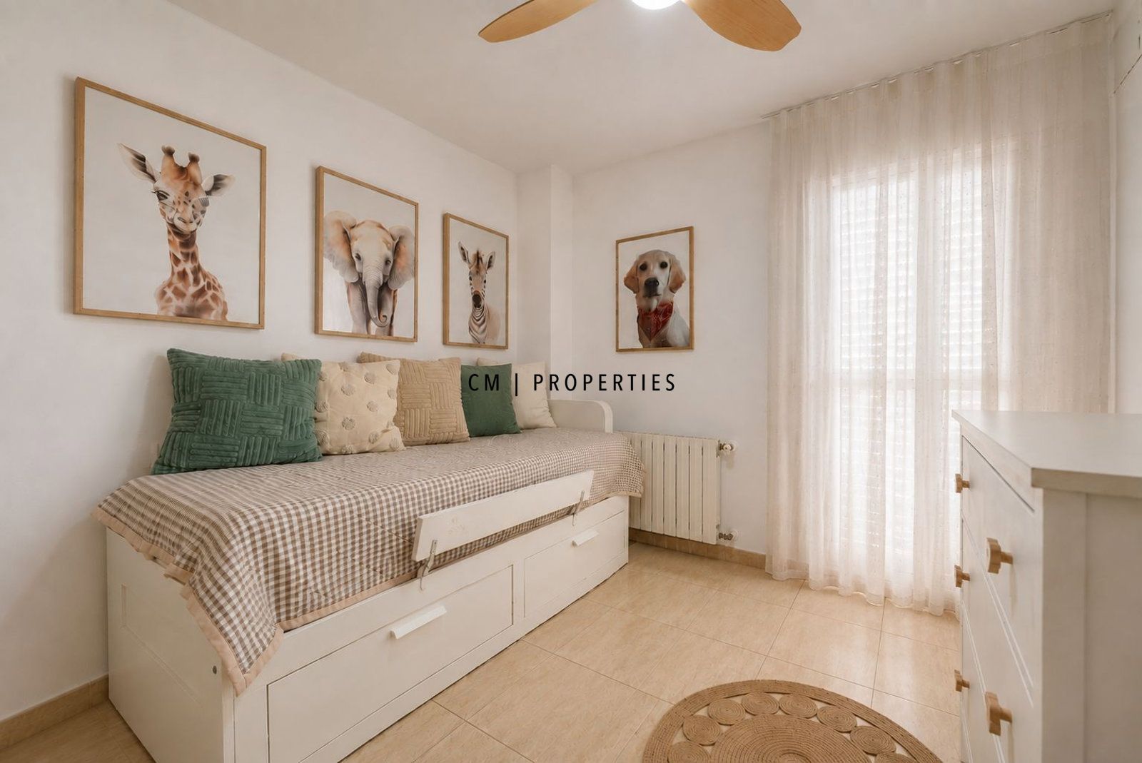 Casa independiente en venta con piscina y jardín en Moncada - Foto 39