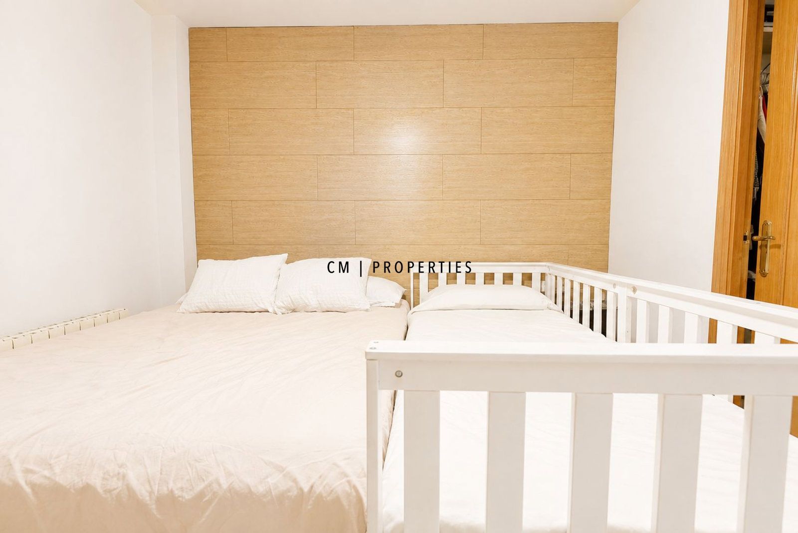 Casa independiente en venta con piscina y jardín en Moncada - Foto 43
