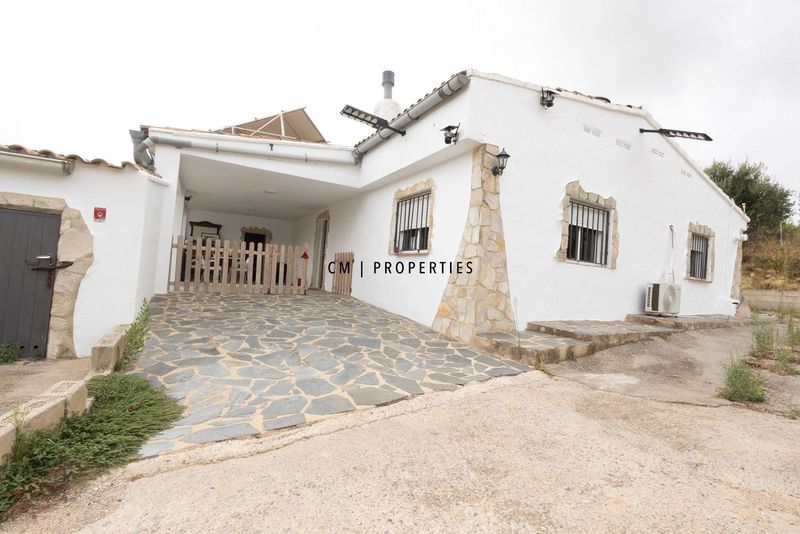 Casa en venta Chiva, Valencia. Ref: 3681. CM PROPERTIES