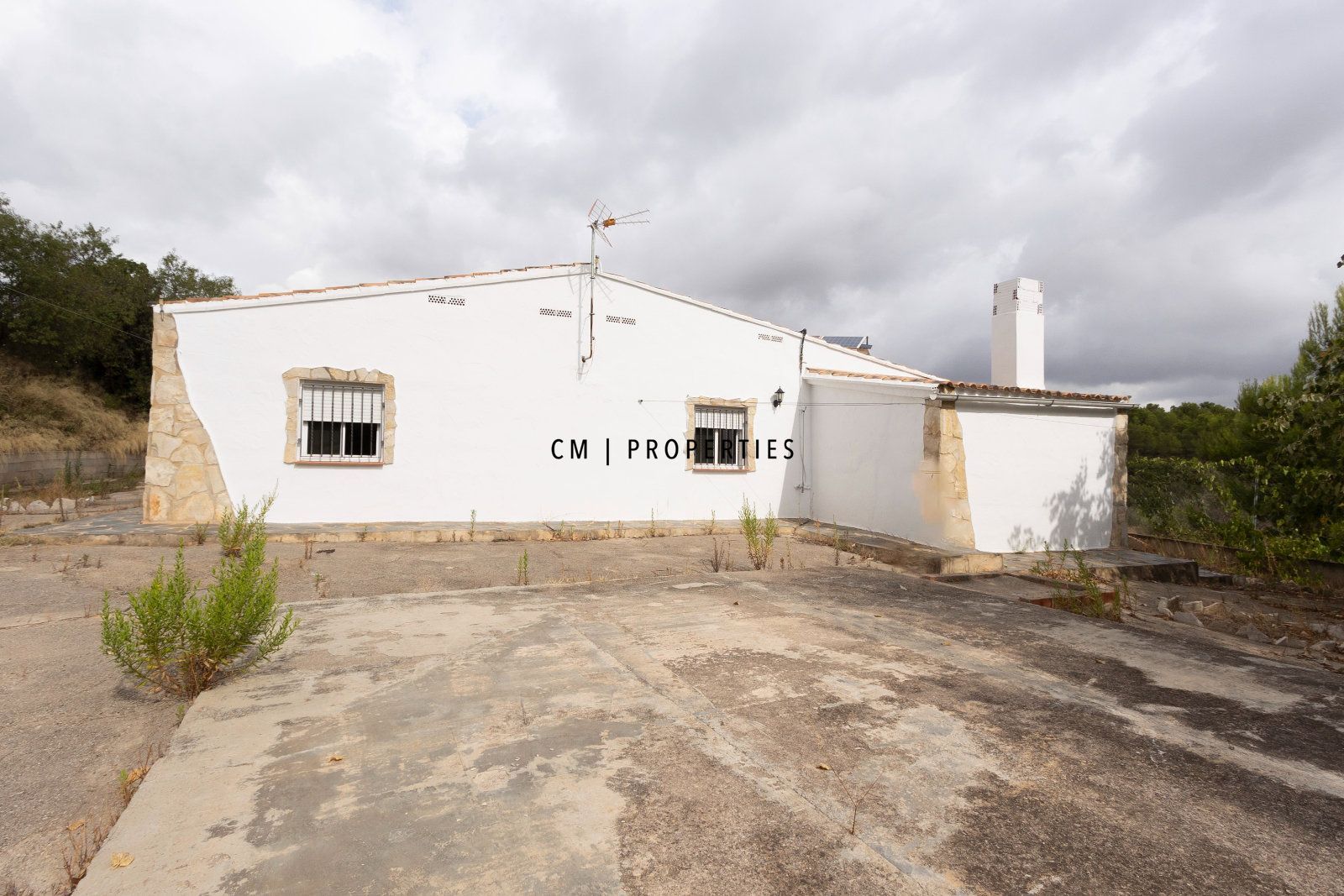 CHALET INDEPENDIENTE EN VENTA EN CHIVA CON 4.810 M² DE TERRENO RÚSTICO - Foto 14