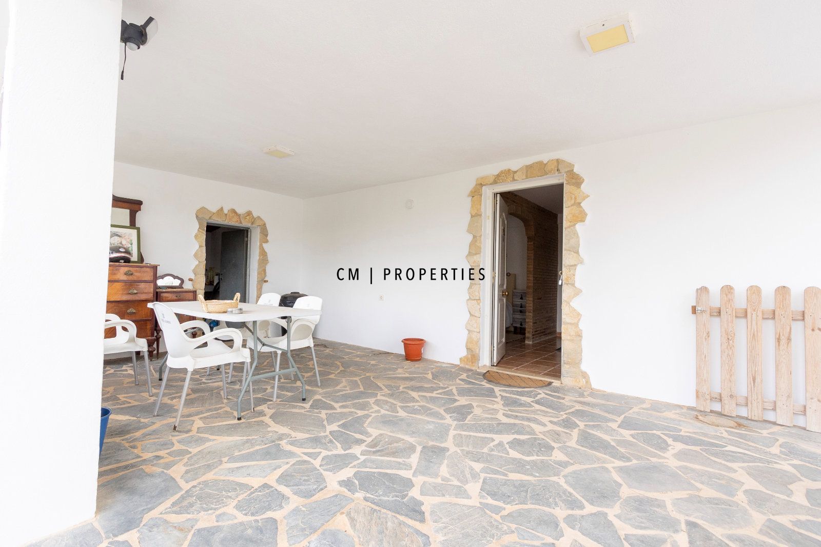 CHALET INDEPENDIENTE EN VENTA EN CHIVA CON 4.810 M² DE TERRENO RÚSTICO - Foto 16