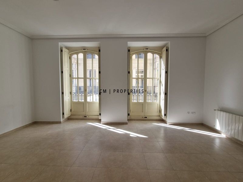 Piso en alquiler Valencia. Ref: 3758. CM PROPERTIES