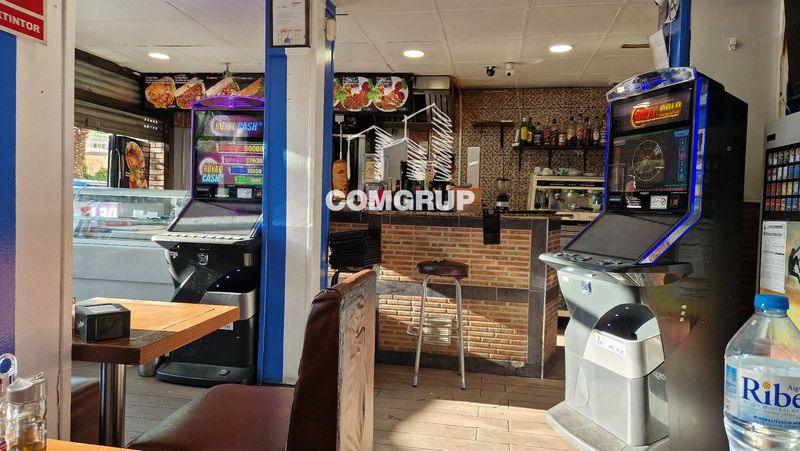 Local Comercial en traspaso Barcelona. Ref: 1136. Comgrup