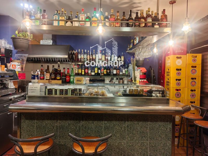 Local Comercial en traspaso Barcelona. Ref: 1140. Comgrup