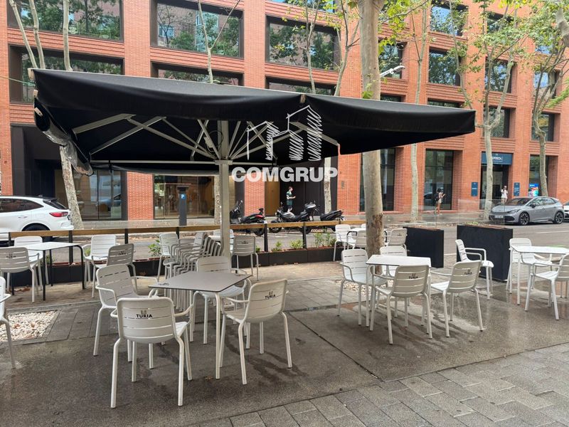 Local Comercial en traspaso Barcelona. Ref: 1150. Comgrup