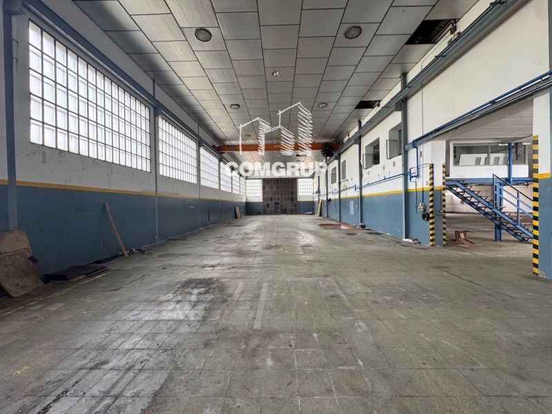 Nave Industrial en venta Vallbona D