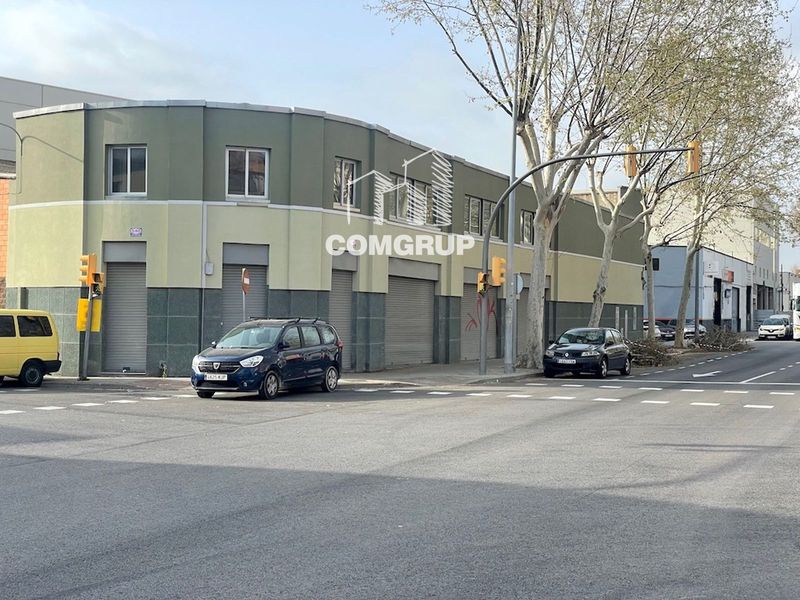 Nave Industrial en alquiler Sant Adrià de Besòs, Barcelona. Ref: 1338. Comgrup