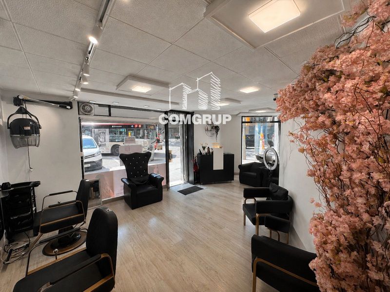 Local Comercial en traspàs Barcelona. Ref: 1498. Comgrup