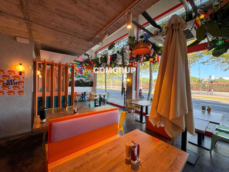Local Comercial en traspaso Barcelona. Ref: 1535. Comgrup