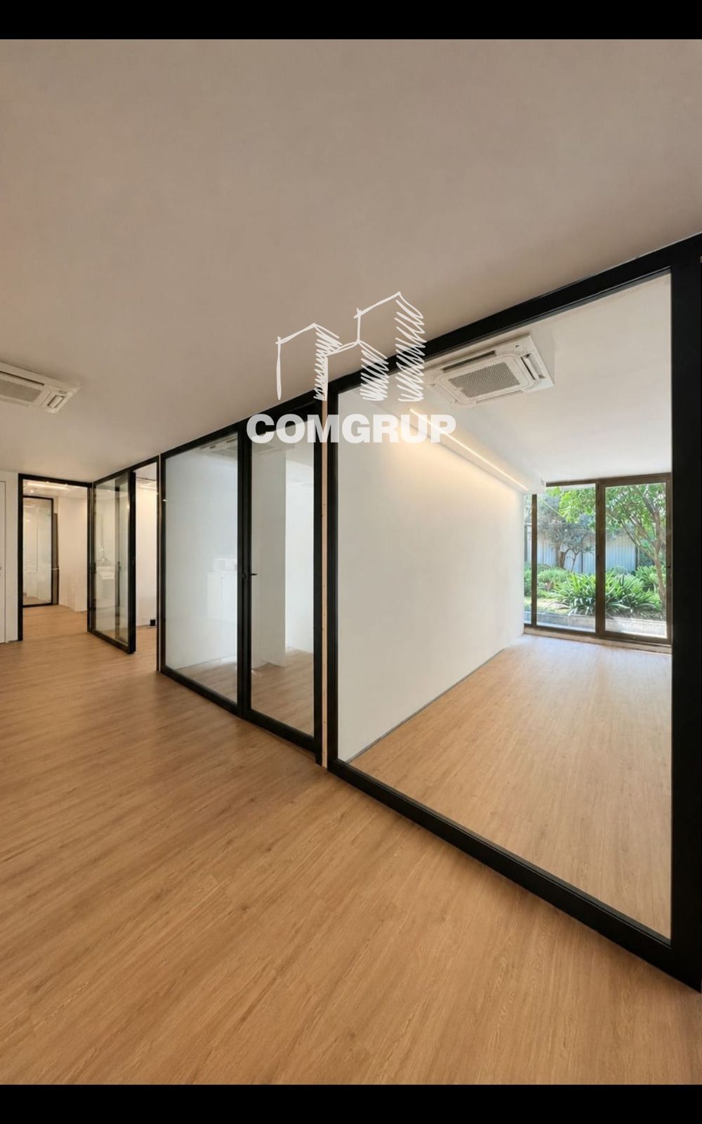 Alquiler de local comercial en  Sant Antoni  l´Eixample Esquerra. - Foto 3