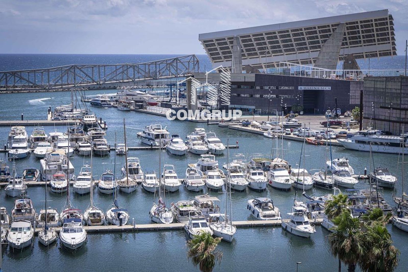 Traspaso de Restaurante en Port Fòrum. Superficie de 220 m² + Gran Terraza de 150 m². - Foto 2