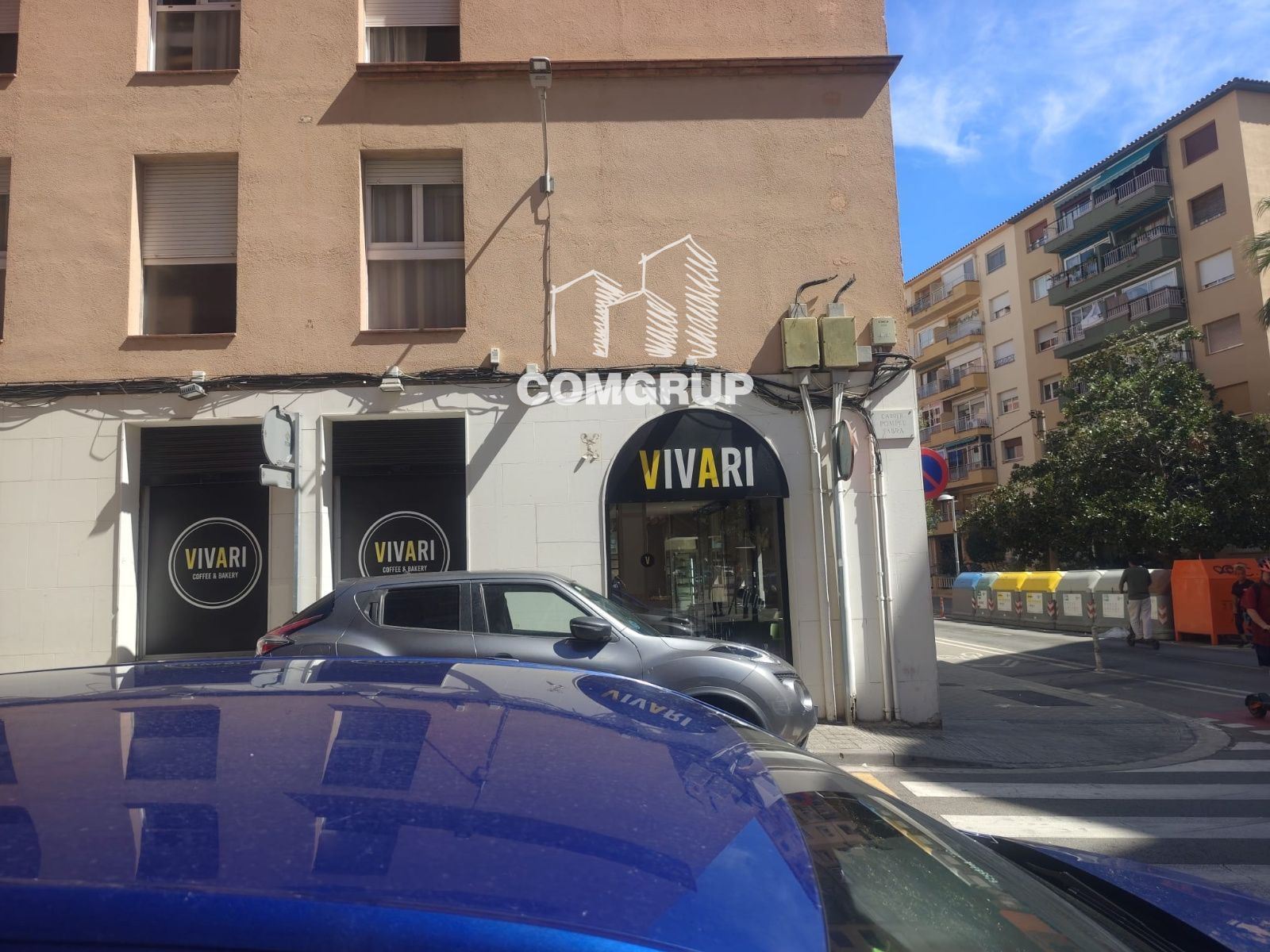 fachada - Traspaso Cafetería-Panadería esquinera en Mataró.