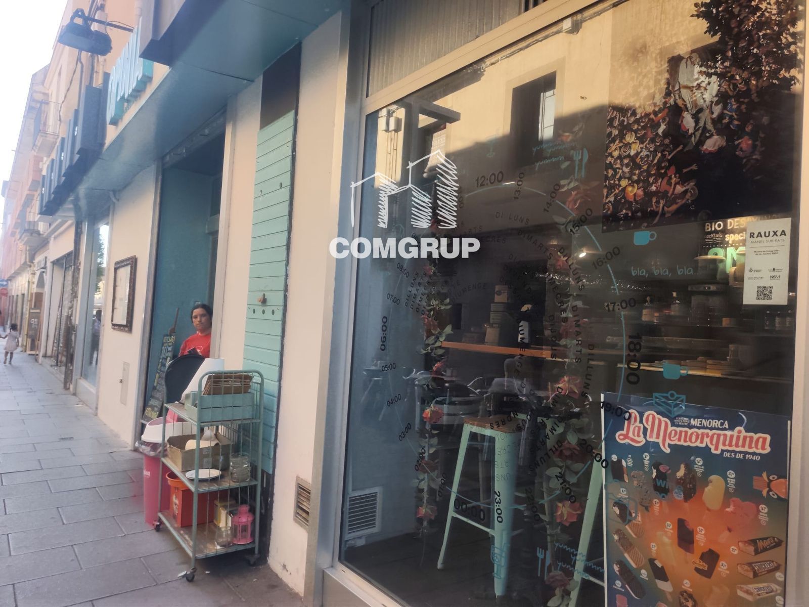 TRASPASO DE RESTAURANTE C3 EN PLENO CENTRO DE MATARÓ. 200 m² + TERRAZA (130 COMENSALES EN TOTAL) - Foto 2