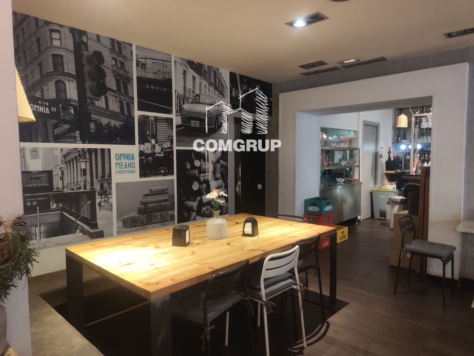 detalles - TRASPASO DE RESTAURANTE C3 EN PLENO CENTRO DE MATARÓ. 200 m² + TERRAZA (130 COMENSALES EN TOTAL)