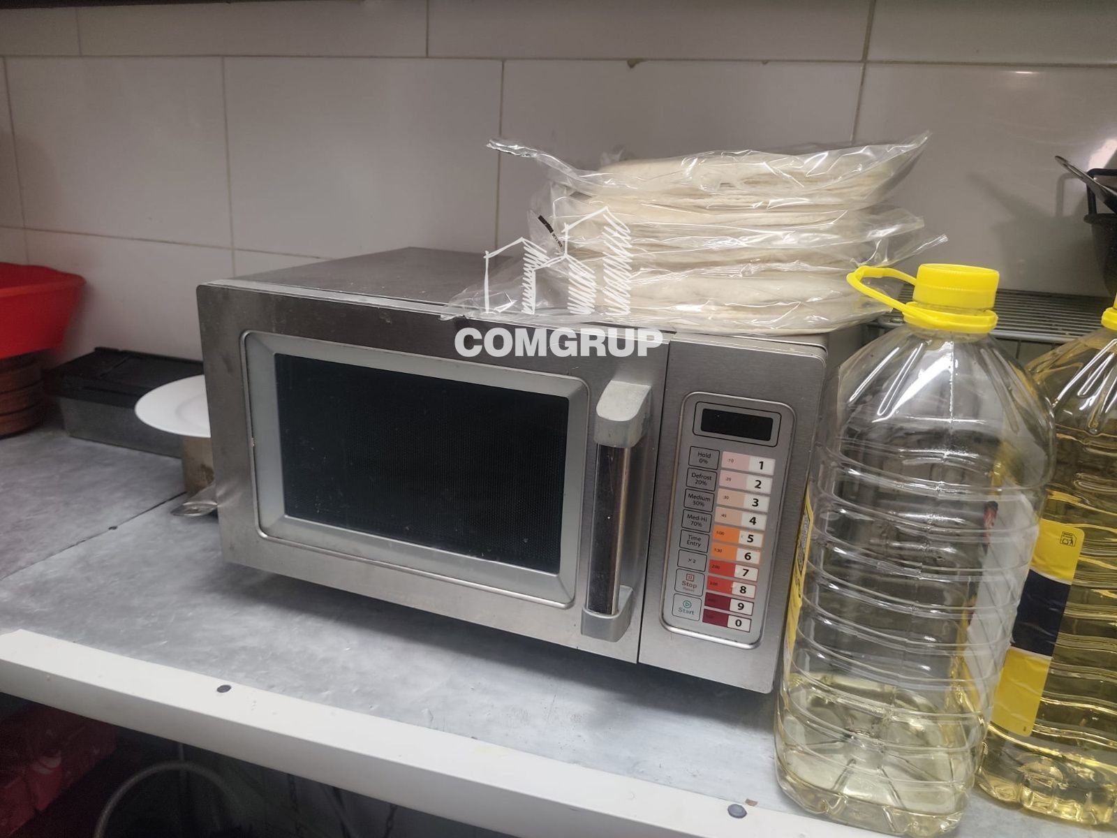 detalles - TRASPASO DE RESTAURANTE C3 EN PLENO CENTRO DE MATARÓ. 200 m² + TERRAZA (130 COMENSALES EN TOTAL)