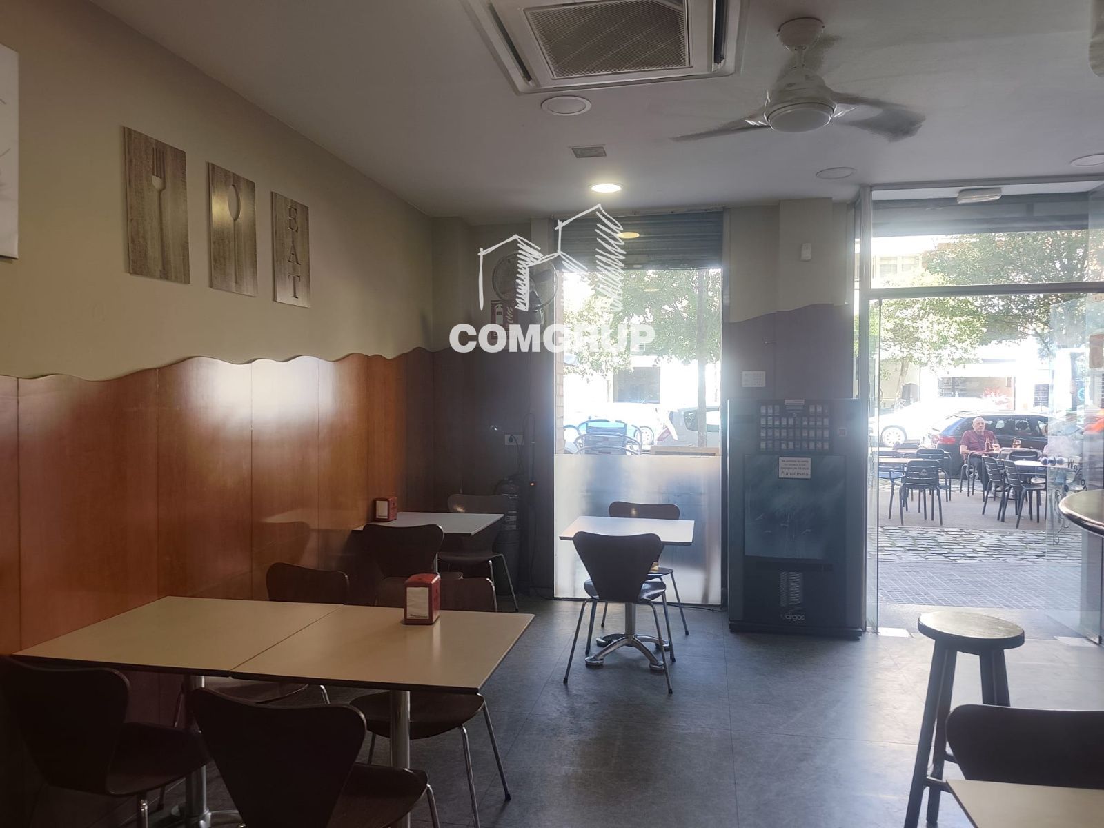 detalles - TRASPASO DE NEGOCIO – GRANOLLERS | LOCAL CON TERRAZA Y GRAN VISIBILIDAD