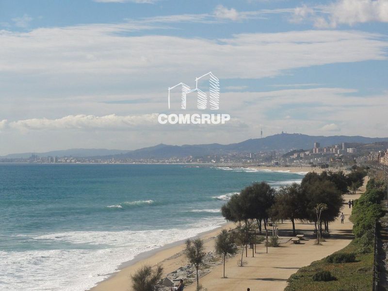 Local Comercial en traspaso El Masnou, Barcelona. Ref: 1572. Comgrup
