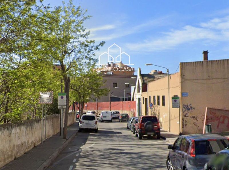 Garaje en venta Barcelona. Ref: 1010. Confocasa