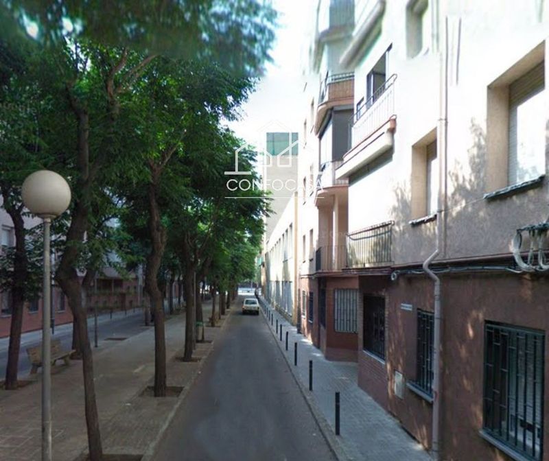Piso en venta Sabadell, Barcelona. Ref: 1021. Confocasa