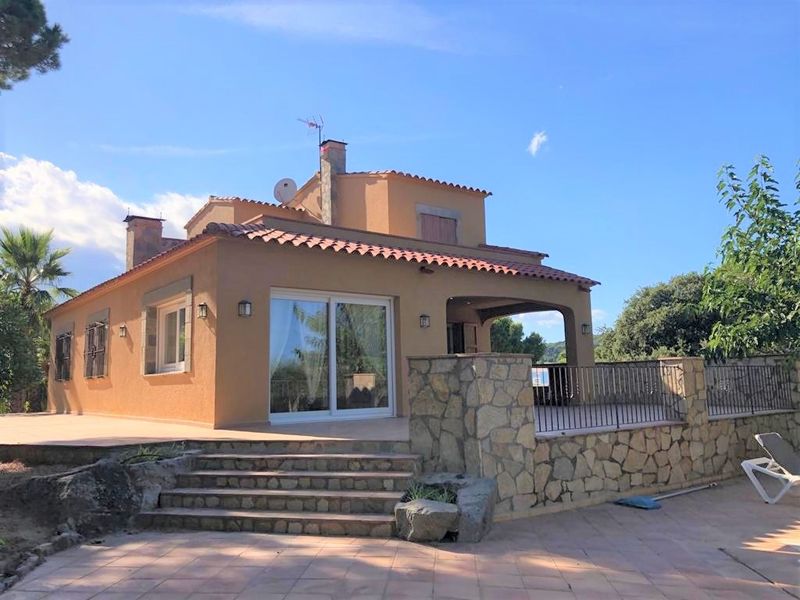 Chalet Independiente en venta Tamariu, Girona. Ref: 1092. CORREDOR MATÓ