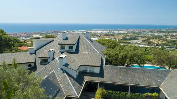 CABRILS - Exclusive villa located in the residential area Mont-Cabrer from Cabrils, Barcelona.