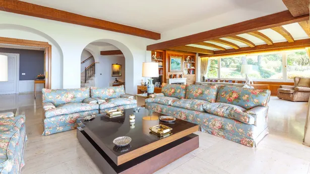 CABRILS - Exclusive villa located in the residential area Mont-Cabrer from Cabrils, Barcelona.