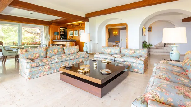 CABRILS - Exclusive villa located in the residential area Mont-Cabrer from Cabrils, Barcelona.