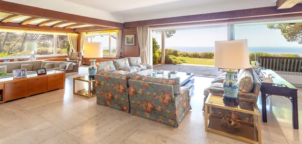 CABRILS - Exclusive villa located in the residential area Mont-Cabrer from Cabrils, Barcelona.