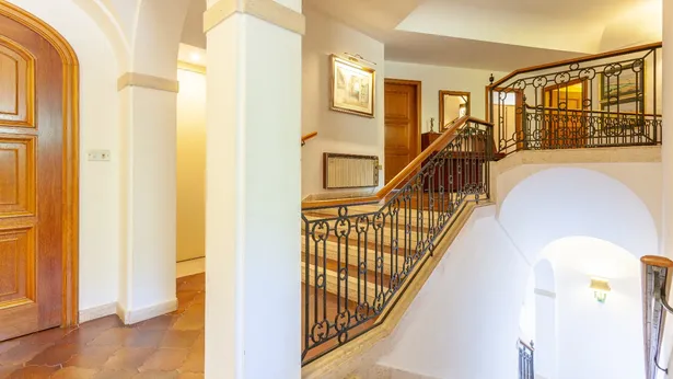 CABRILS - Exclusive villa located in the residential area Mont-Cabrer from Cabrils, Barcelona.