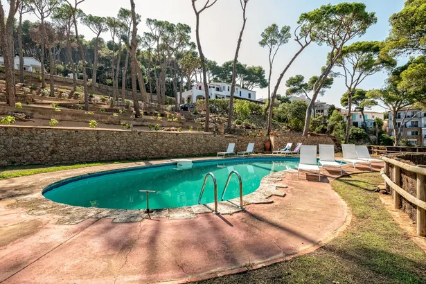 ES PORTIÓ - espectacular villa, situada en un rincón paradisíaco de la Costa Brava, con acceso directo al mar.