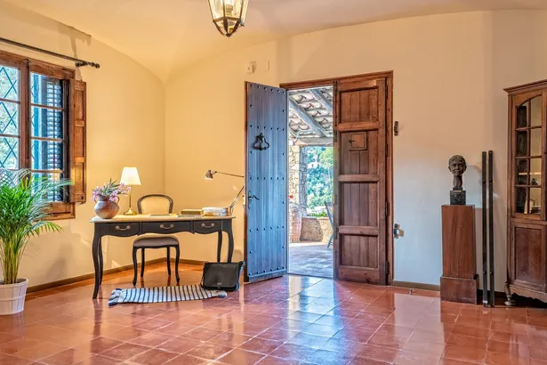 ES PORTIÓ - espectacular villa, situada en un rincón paradisíaco de la Costa Brava, con acceso directo al mar.