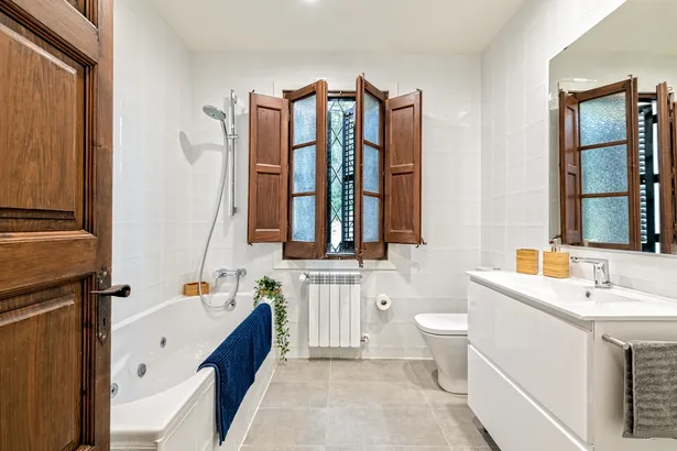 ES PORTIÓ - espectacular villa, situada en un rincón paradisíaco de la Costa Brava, con acceso directo al mar.