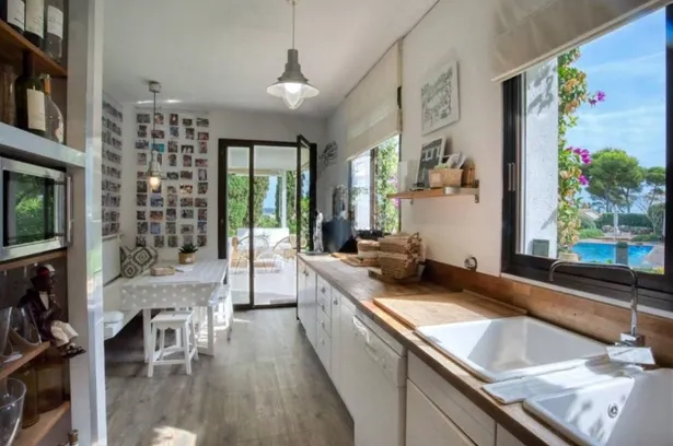 S'AGARÓ VELL - exclusivity and proximity to the sea.
