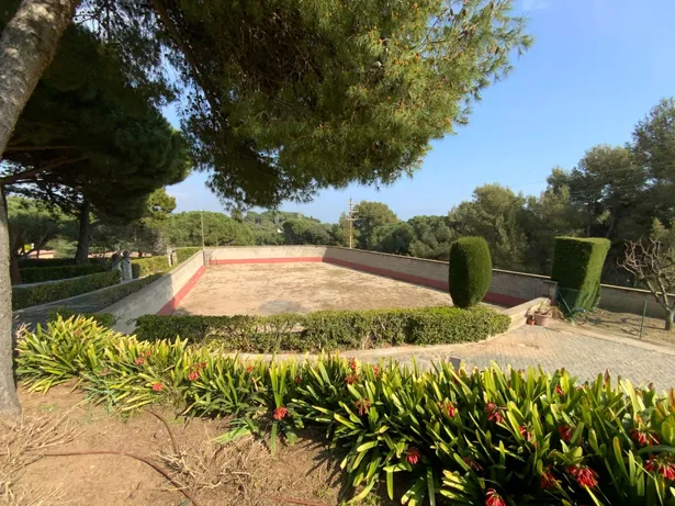 Casa exclusiva finca en llavaneres en Urbanitzacions Mataró