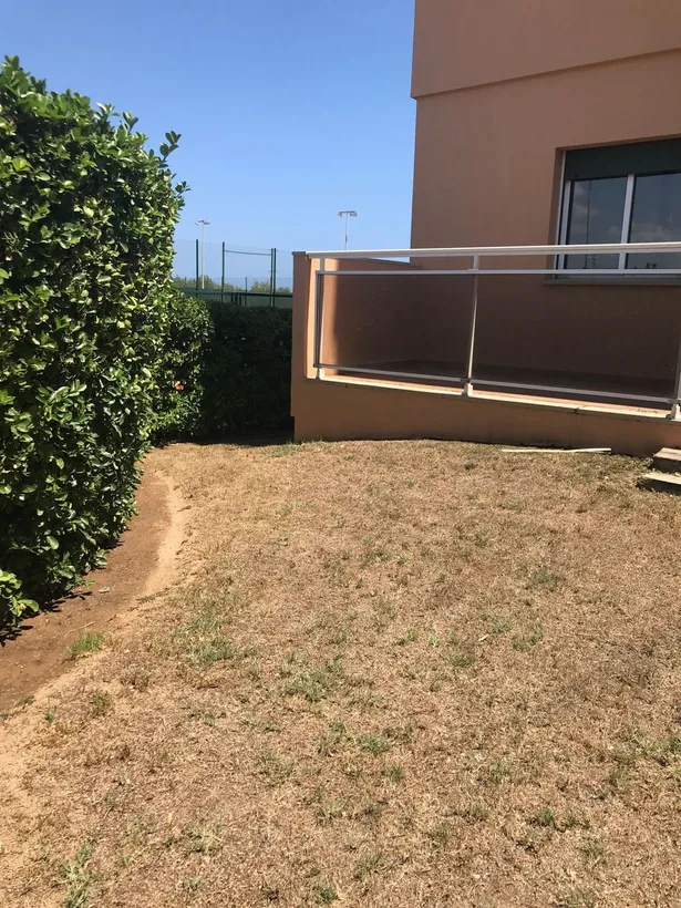 Port Pals · Primera linea de mar planta baixa amb jardí