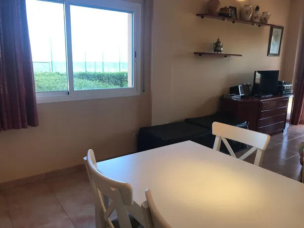Port Pals · Primera linea de mar planta baixa amb jardí