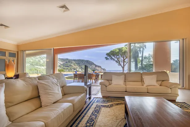 Vila de luxe amb vistes panoràmiques al mar a Aiguablava, Begur