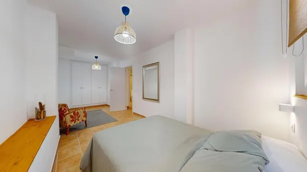 Dúplex acollidor a un pas de la platja
