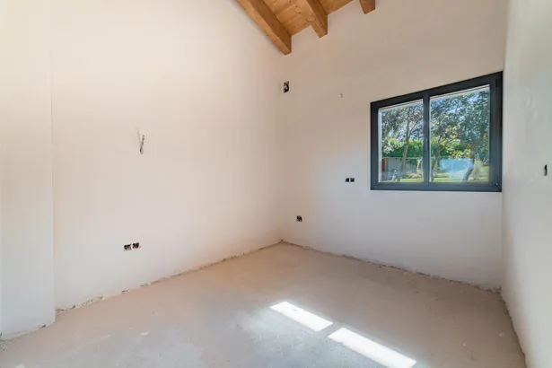 Newly built detached villa